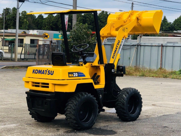 完売御礼】ホイールローダー KOMATSU WA20-2E 50001